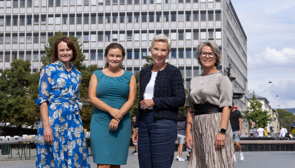Fra venstre: Konserndirektør i Sparebank 1 SMN, Nelly S. Maske, konsernsjef i Sparebank 1 Østlandet, Klara Lise Aasen, LO-leder Peggy Hessen Følsvik og konsernsjef i Sparebank 1 SR-Bank, Benedicte Schilbred Fasmer.