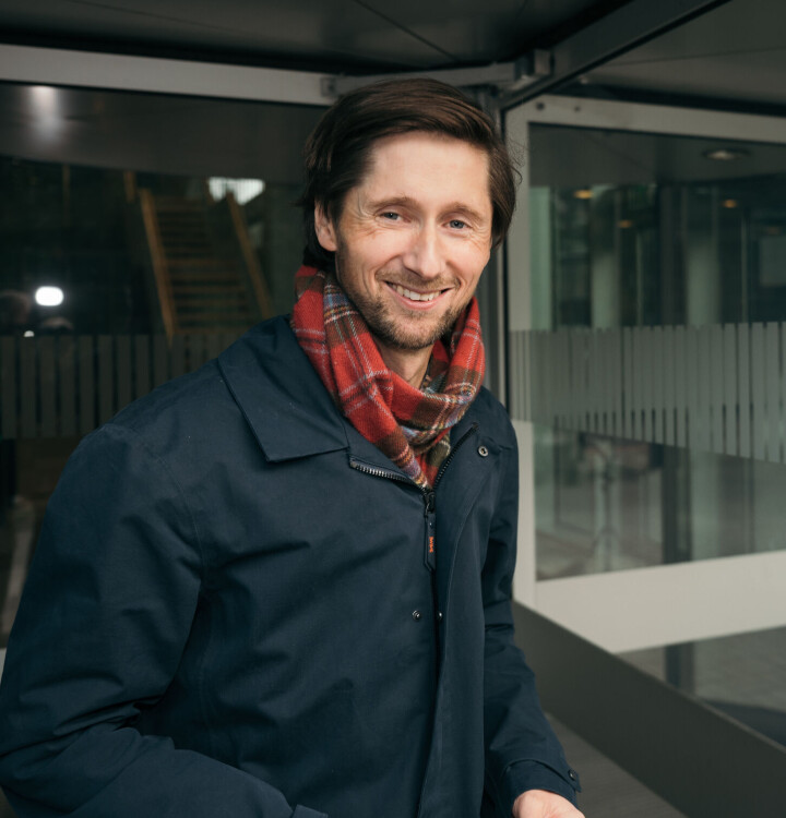 DNBs leder for bedriftsmarked Norge, Rasmus Aage Figenschou, er godt fornøyd med at et stort flertall av norges kommuner velger DNB som sin bank.