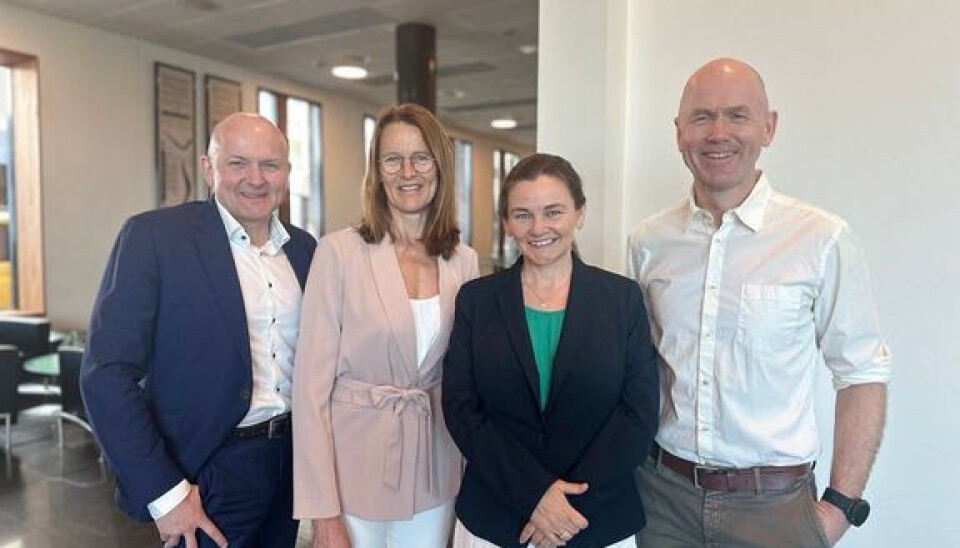 Fra v. Kent Victor Syverstad (adm.dir. i EiendomsMegler 1 Oslo Akershus og EiendomsMegler 1 Oslo), Kari Elise Gisnås (styreleder i de tre meglerforetakene), Klara-Lise Aasen (konsernsjef SpareBank 1 Østlandet) og Magnus Aasen (adm.dir. i EiendomsMegler 1 Innlandet)
