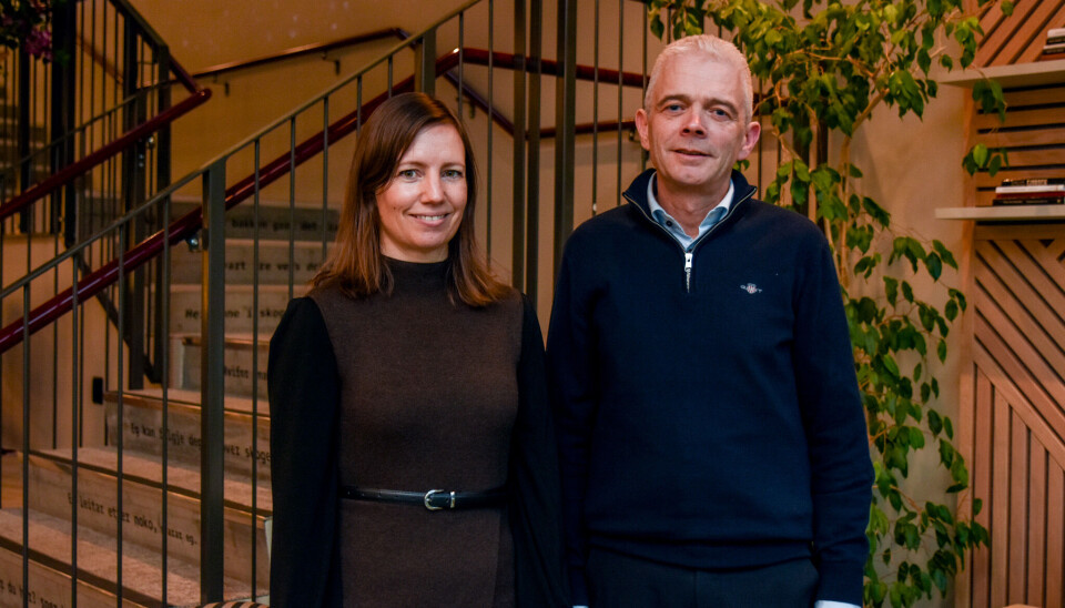 Direktør for privatmarkedet i Sparebank 1 Sogn og Fjordane, Linda Vøllestad Westbye, og direktør for bedriftsmarkedet i banken, Roy Stian Farsund.