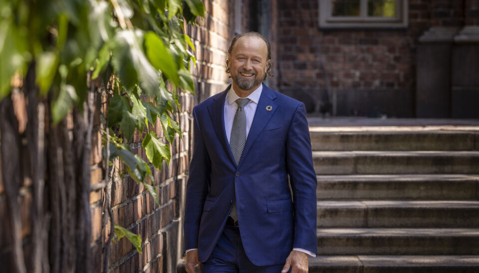 Storebrand Asset Manangement-sjef Jan Erik Saugestad meldte om flytting til Sverige omtrent en uke for Finansdepartementet la frem forslag til nye regler for å kommer fondsselskapene i møte.