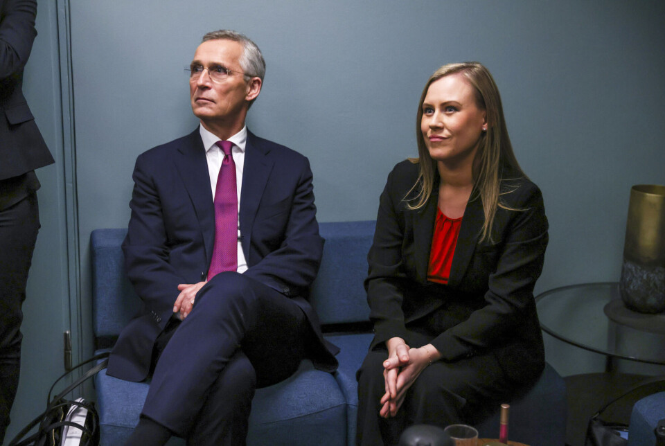 Barne- og familieminister Lene Vågslid (Ap), her med finansminister Jens Stoltenberg (Ap). Barne- og familieminister Lene Vågslid (Ap) mener forslaget vil legge til rette for bedre kredittvurderinger. Her med finansminister Jens Stoltenberg (Ap).