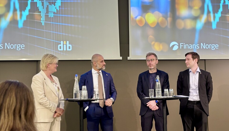 Kristin Halvorsen, direktør i Cicero ledet en paneldebatt mellom politikerne Mahmoud Farahmand, Stortingsrepresentant (H), Torgeir Micaelsen, Statssekretær (Ap) i Finansdepartementet, Andreas Sjalg Unneland, Stortingsrepresentant (SV) – som alle lovet at de skulle høre på næringen.