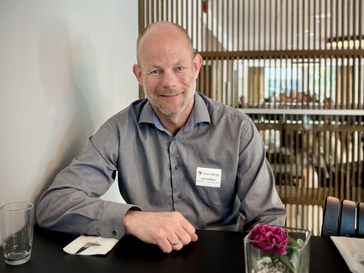 Jørund Buen, direktør for bærekraft i Sparebank 1 Sør-Norge, snakker gjerne litt ekstra om bærekraft mellom lunsj og dessert under Bærekraftskonferansen.