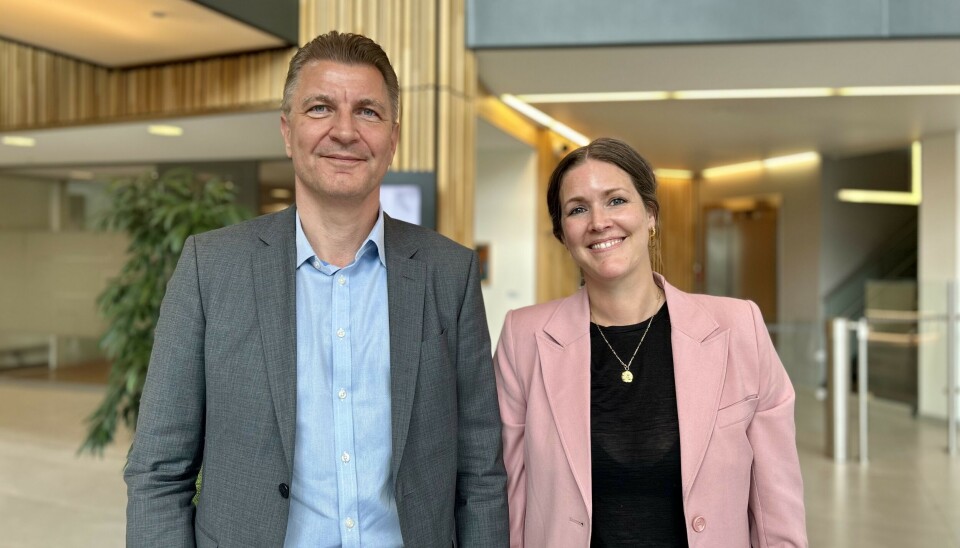 Fra v.: Partner i Netcompany, Thomas Cordth og administrerende banksjef Camilla Leikvoll i Storebrand Bank.
