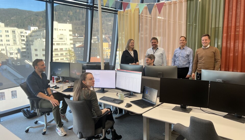 Det tverrfaglige samarbeidsteamet fra Sparebanken Norge og Frende. Bak f.v:
Christine Wald-Jacobsen, Sølve Skutlaberg,
Tobias Rusås Olsen (sittende), Trond Aasen, Philipp Terfort. Foran f.v.: Christoph Carlson, Kine Bergseth.