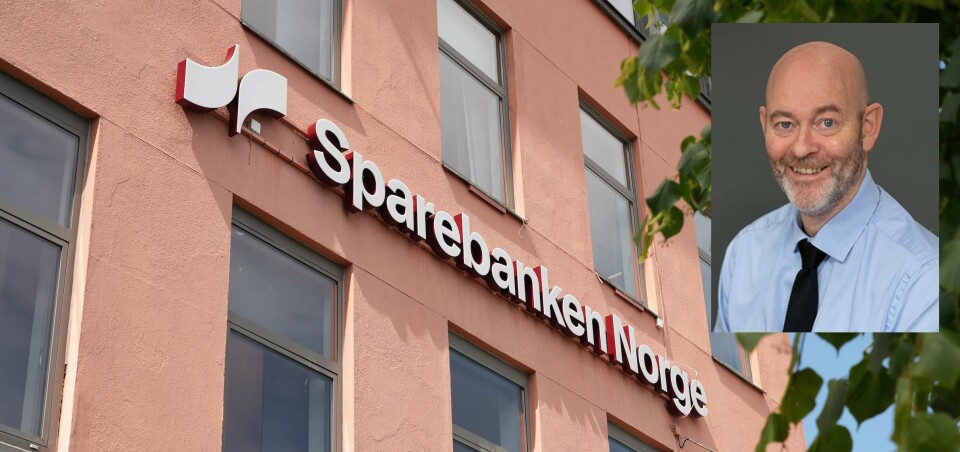 Stig Standal Taule er hovedtillitsvalgt for Finansforbundet i Sparebanken Norge. Her foran Sparebanken Norges kontor i Arendal. Stig Standal Taule er hovedtillitsvalgt for Finansforbundet i Sparebanken Norge. Her innsatt foran Sparebanken Norges kontor i Arendal.